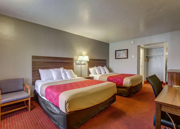 Econo Lodge St George North - Near Pioneer Park