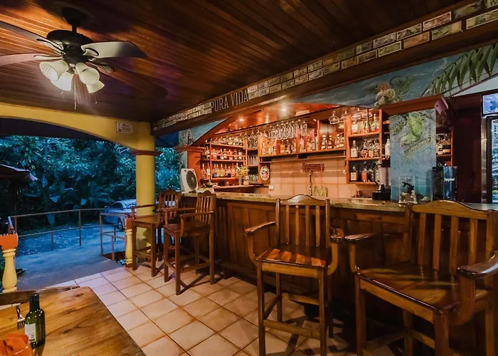 Hotel Tres Banderas