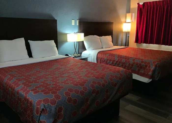 Econo Lodge Inn & Suites - Clear Lake