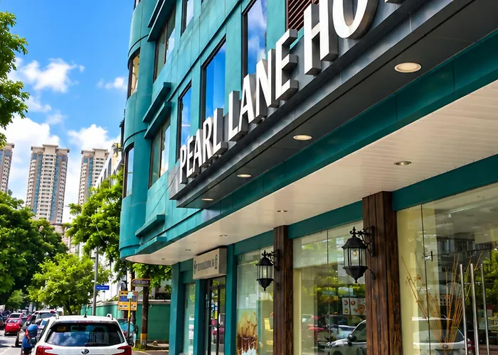 Pearl Lane Newly Renovated