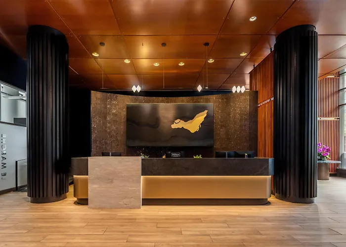Family Friendly Hotels Embassy Suites By Hilton - Montreal