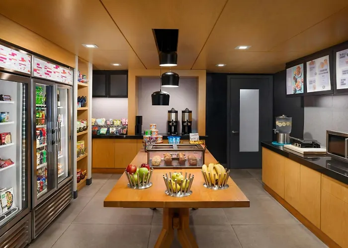 3 star hotels Aloft Miami Brickell