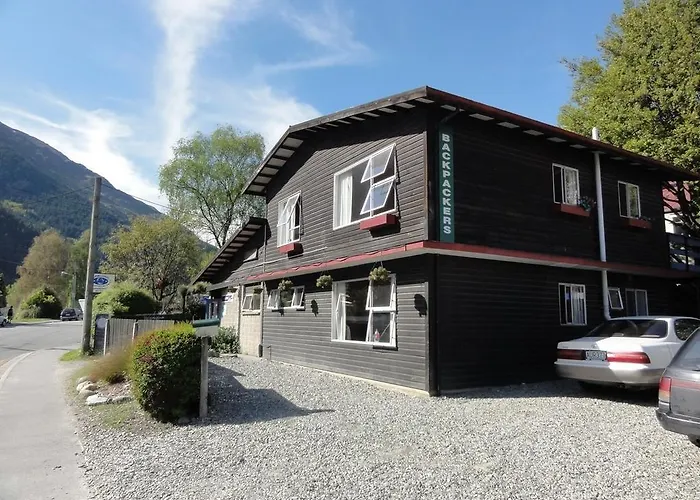 Alpine Lodge