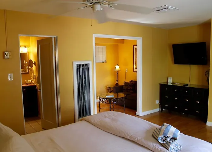 Family Hotel: La Dolce Vita Resort & Spa - A Gay Men'S Clothing Optional Resort