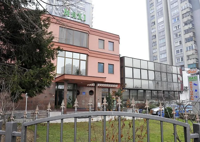 Cheap hotel: Hotel Maxi