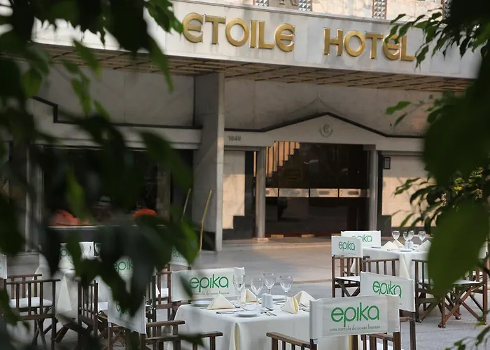 Hoteles con Jacuzzi Etoile