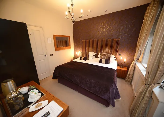 The Townhouse Hotel