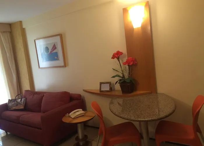 Apartamento Em Andar Alto Com Vista Mar Meireles