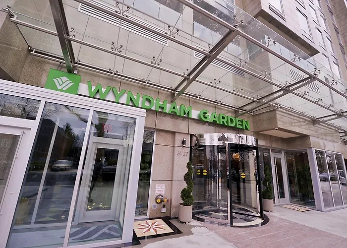 Wyndham Garden Fresh Meadows Flushing