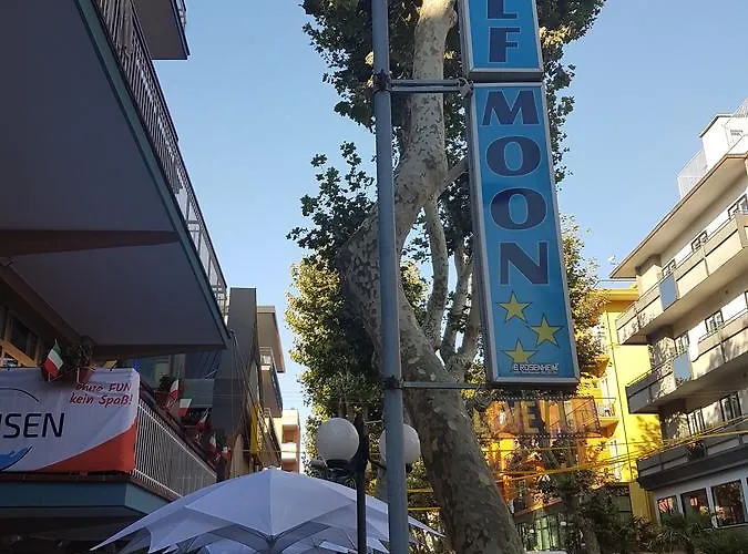 Half Moon Airport Restaurant
