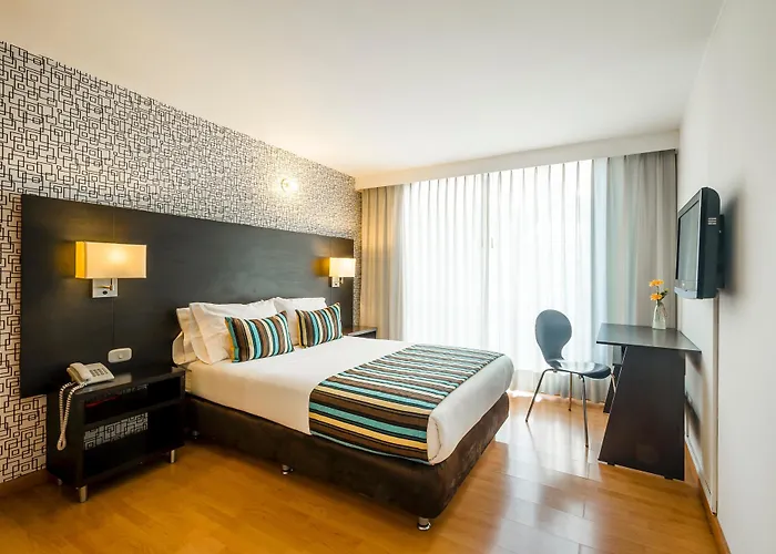 Hotel near College: Hotel L'Etoile Javeriana