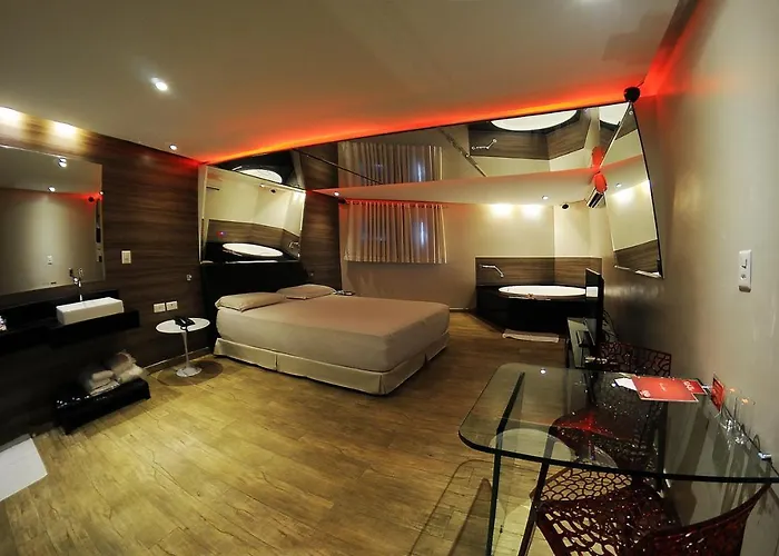 Pet Friendly hotel: Eros Hotel - Adult Only