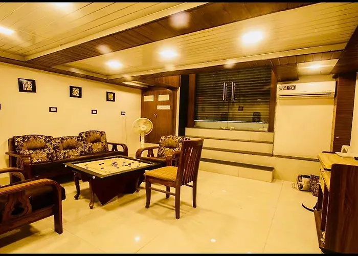 Cheap hotels Qubestay Airport Capsule & Hostel