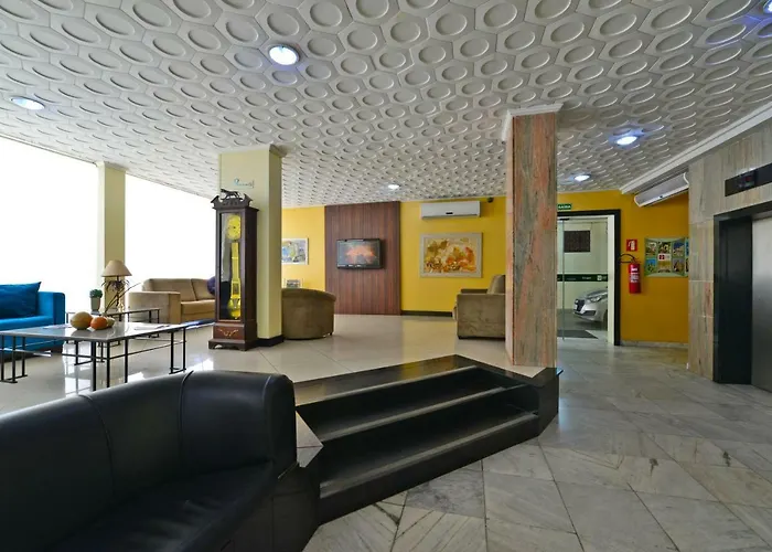 Curi Palace