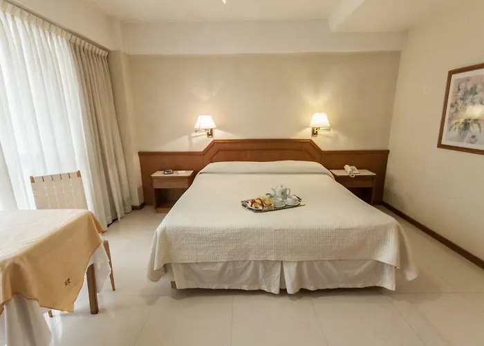 Hotel Cuatro Reyes