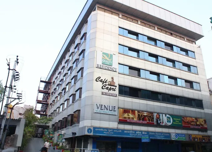 Self catering: Quality Inn Residency
