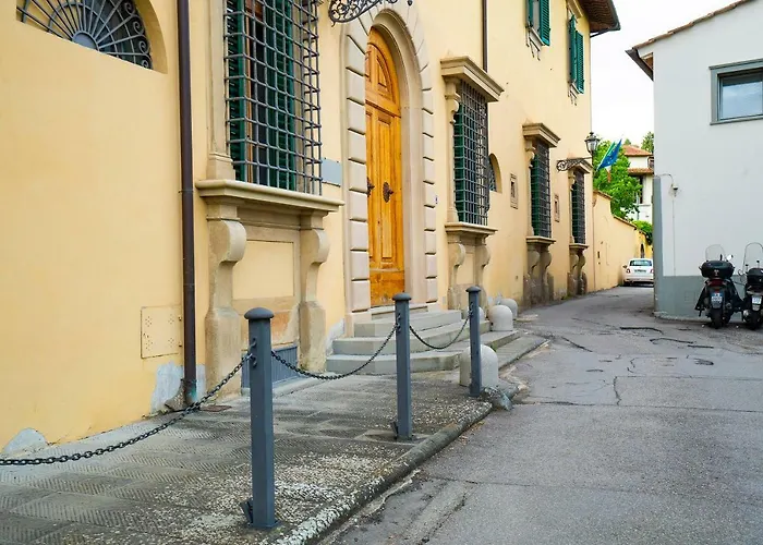 Hôtel 5 étoiles: Torre Dei Lari Residenza D'Epoca