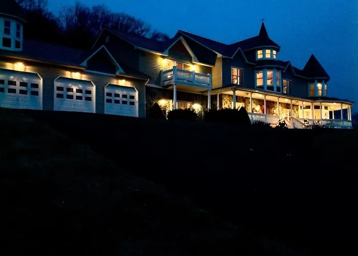 Skyline Vineyard Inn