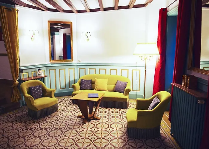 Old Ravel Centre