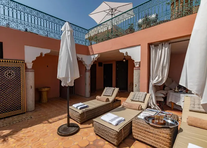 Ping Pong hotel: Villa Soraya Hammam & Jacuzzi