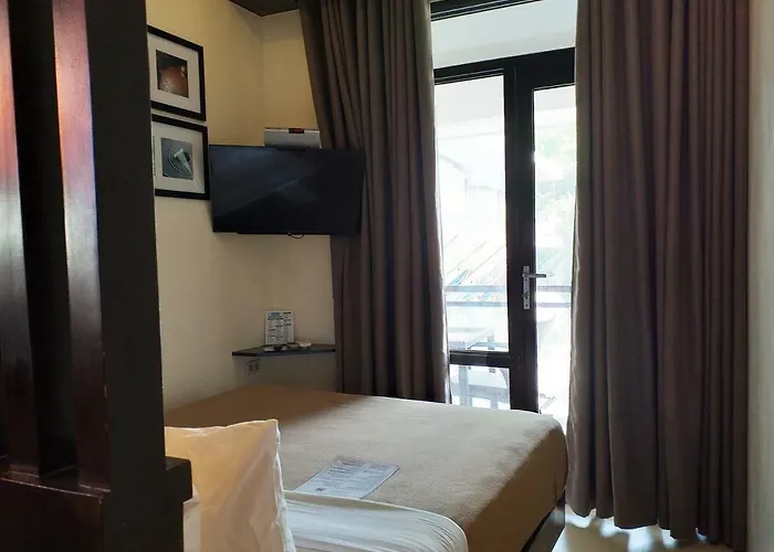One Crescent Place Hotel