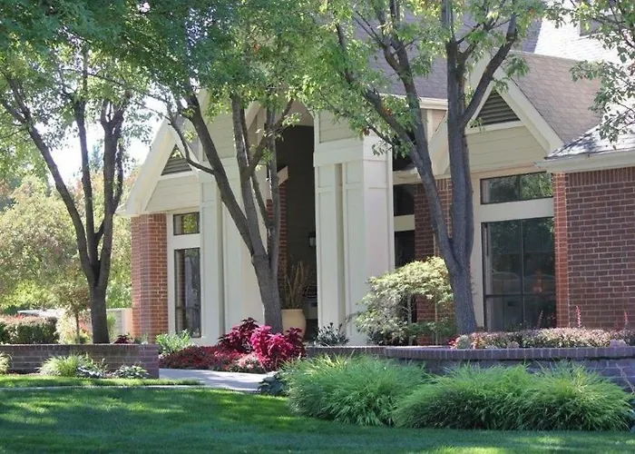 Apartment: Wolff Services On Mallard Dr