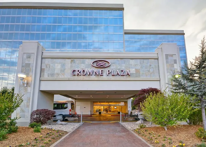 Crowne Plaza Tulsa Hotel Southern Hills