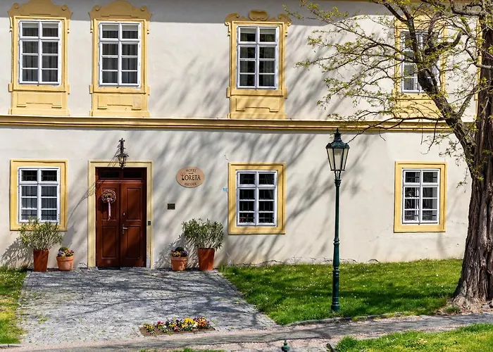 Loreta Hotel